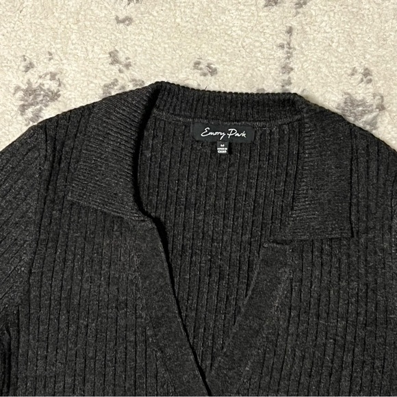 Emory Park (South Moon Under) Ribbed Crop Sweater - Picture 3 of 13